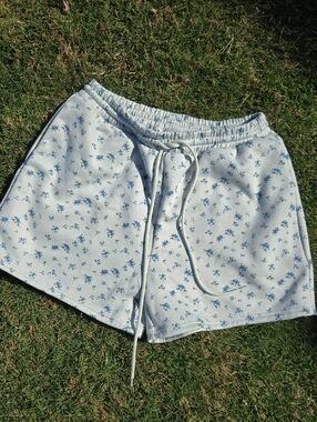 Women's Floral Drawstring Athletic Shorts - Mint Green & Blue